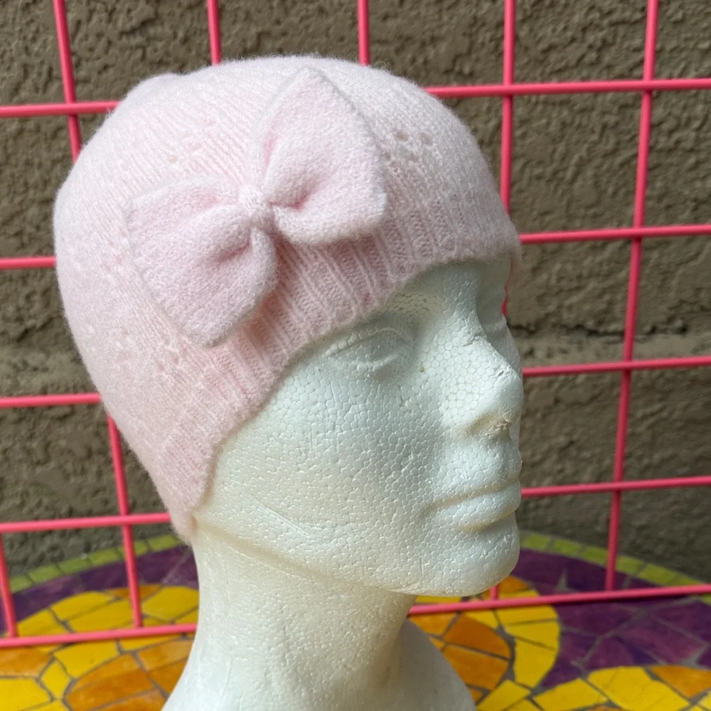 New GAP Light Pink Knit Beanie with Bow